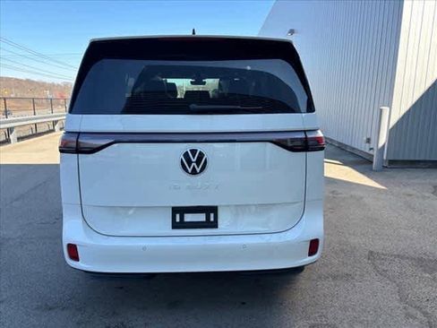 New 2025 Volkswagen ID. Buzz Pro S image 6