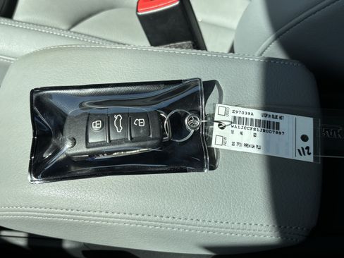 Used 2018 Audi Q3 2.0T Premium Plus AWD/4WD image 38