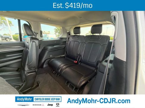 Used 2023 Jeep Grand Cherokee L Limited w/ Luxury Tech Group II AWD/4WD image 19