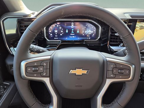 New 2026 Chevrolet Silverado 1500 LT image 13