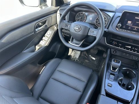 New 2026 Nissan Rogue Dark Armor FWD image 19
