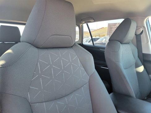 Used 2023 Toyota RAV4 XLE image 20