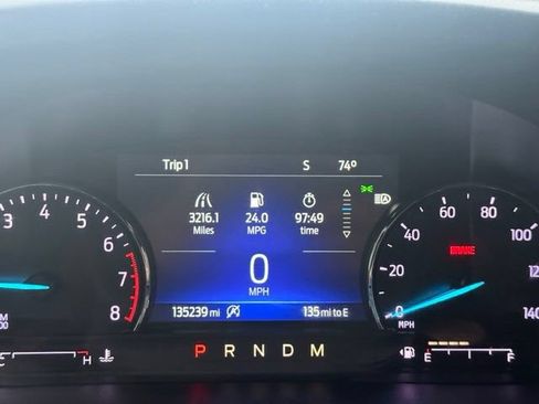 Used 2020 Ford Explorer XLT RWD image 6