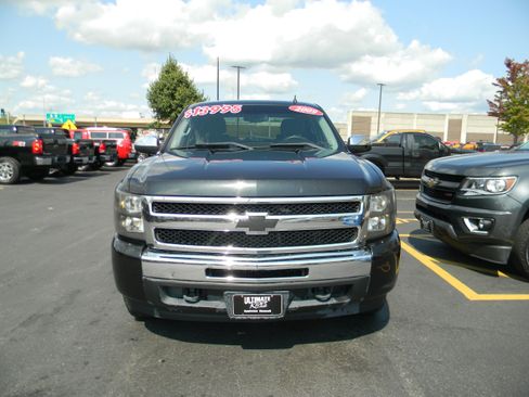 Used 2009 Chevrolet Silverado 1500 LT w/ All Star Package image 4