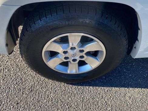 Used 2012 Toyota 4Runner SR5 image 17