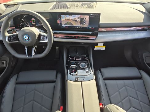 New 2027 BMW i5 eDrive40 w/ M Sport Package RWD image 29