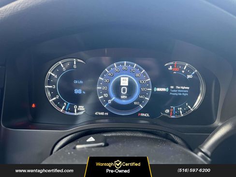 Used 2020 Cadillac Escalade Luxury image 30