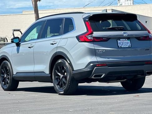 Used 2023 Honda CR-V Sport image 6