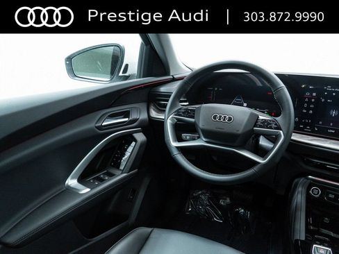 Used 2025 Audi Q5 Premium w/ Convenience Package AWD/4WD image 26