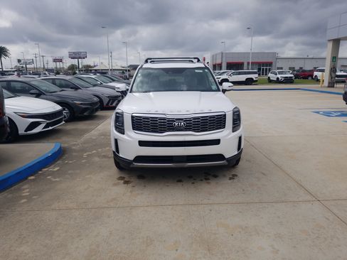 Used 2020 Kia Telluride EX image 2