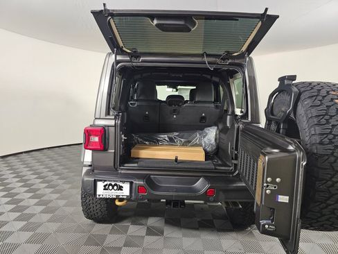 New 2025 Jeep Wrangler Unlimited Rubicon 392 image 12