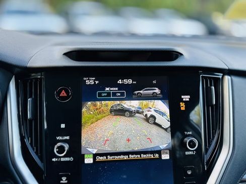 Used 2025 Subaru Outback Limited image 11