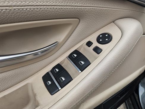 Used 2013 BMW 528i xDrive Sedan image 17