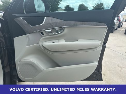 Certified 2023 Volvo XC90 B6 Plus w/ Protection Package Premier image 10