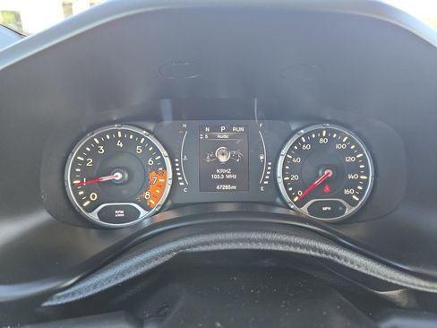 Used 2018 Jeep Renegade Latitude image 34