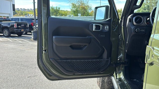 Certified 2021 Jeep Wrangler Unlimited Sport AWD/4WD image 12