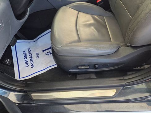 Used 2011 Hyundai Sonata Limited FWD image 13