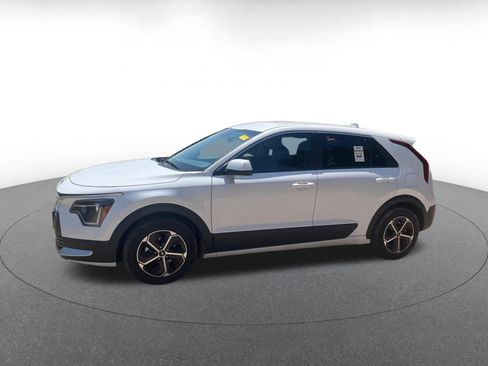 Used 2026 Kia Niro LX FWD image 8