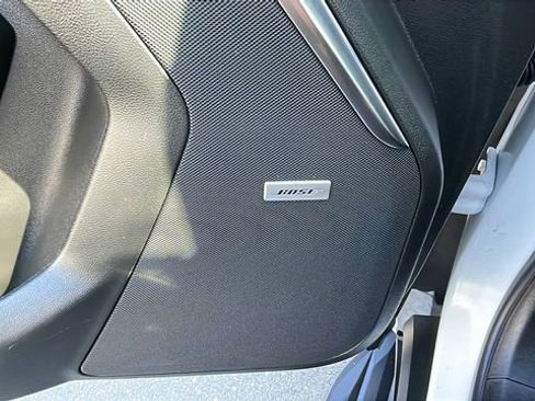 Used 2025 GMC Yukon XL Denali image 27