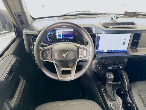 Used 2023 Ford Bronco Outer Banks w/ Sasquatch Package image 27