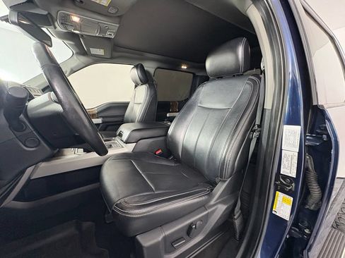 Used 2019 Ford F150 Lariat w/ Equipment Group 502A Luxury AWD/4WD image 16