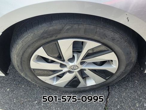 Used 2023 Nissan Altima 2.5 S FWD image 7