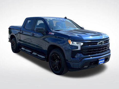 Certified 2023 Chevrolet Silverado 1500 RST w/ Z71 Off-Road Package AWD/4WD image 4