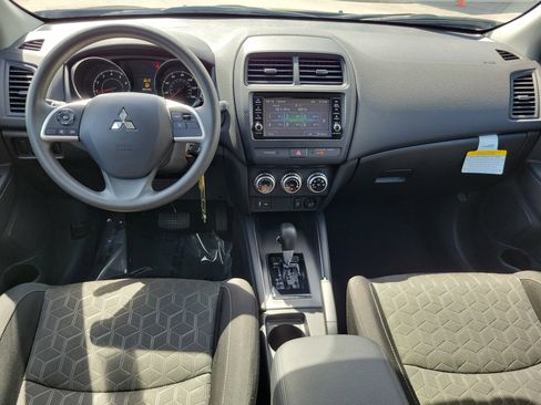 Used 2025 Mitsubishi Outlander Sport ES AWD/4WD image 16