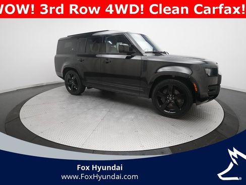 Used 2024 Land Rover Defender 130 X-Dynamic SE image 13