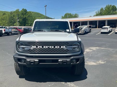 New 2026 Ford Bronco Badlands AWD/4WD image 2