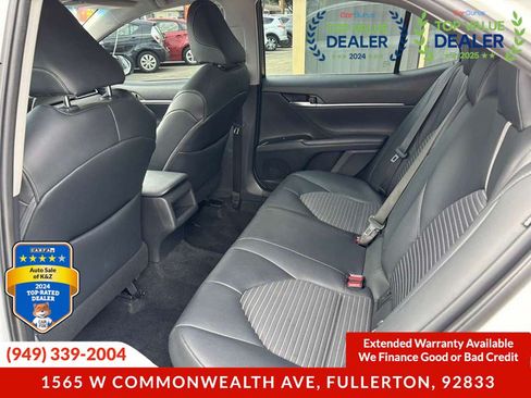 Used 2018 Toyota Camry SE w/ Audio Package FWD image 9