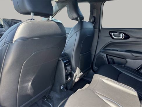 New 2026 Jeep Compass Latitude image 20