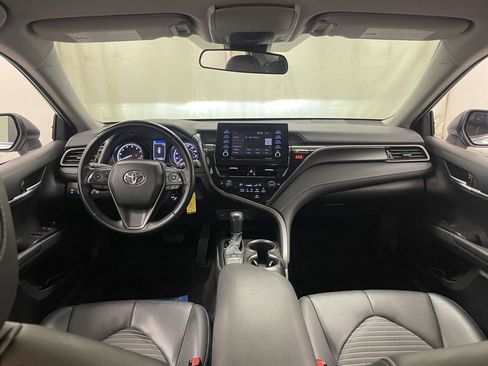 Used 2024 Toyota Camry SE image 20