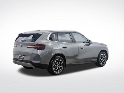 Used 2026 BMW X3 xDrive30i w/ Premium Package AWD/4WD image 5