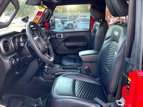 Used 2023 Jeep Wrangler Sport S image 24