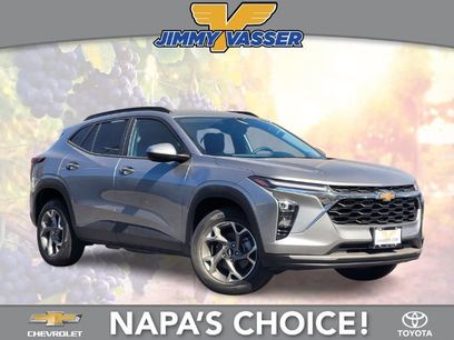 Used 2025 Chevrolet Trax LT