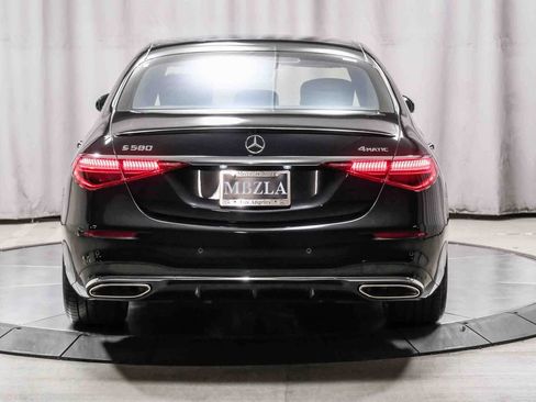 Certified 2022 Mercedes-Benz S 580 4MATIC Sedan w/ AMG Line Package image 3