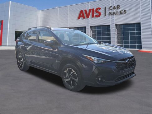 Used 2024 Subaru Crosstrek 2.0i Premium image 3