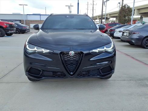New 2025 Alfa Romeo Stelvio Sprint w/ Convenience Package image 4