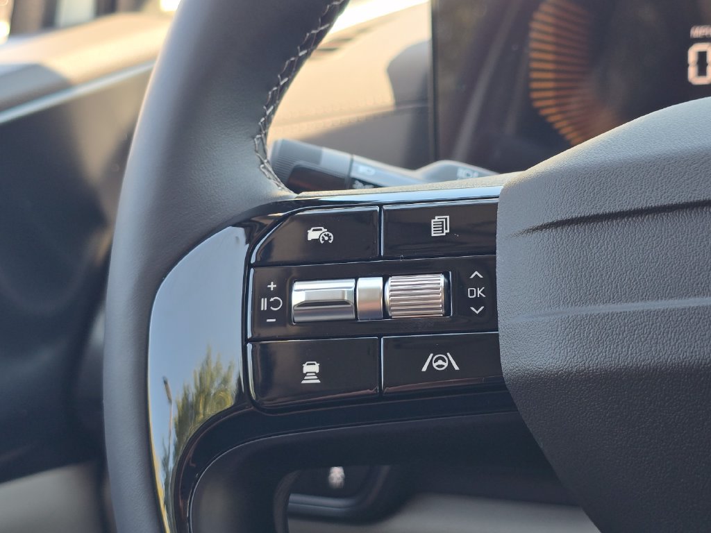 New 2027 Kia Carnival LX FWD image 19