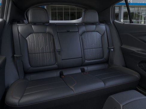 New 2026 Buick Envista Avenir image 17