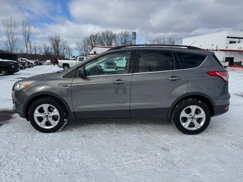 Used 2013 Ford Escape SE image 2