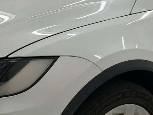 Used 2020 Tesla Model X Long Range AWD/4WD image 4