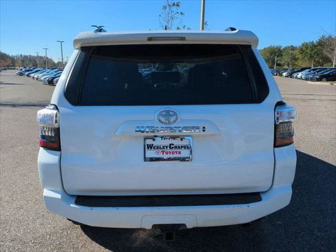 Certified 2021 Toyota 4Runner SR5 Premium image 5