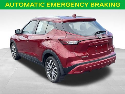 Used 2023 Nissan Kicks SV FWD image 12