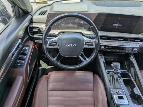 Certified 2023 Kia Telluride SX Prestige AWD/4WD image 14