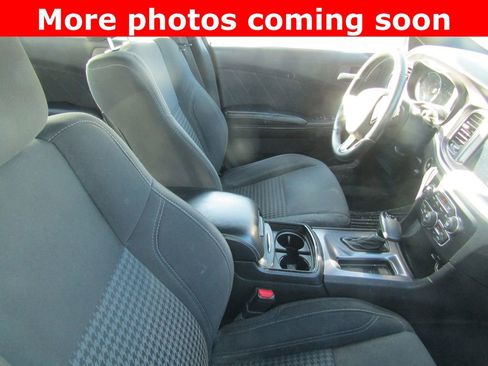 Used 2018 Dodge Charger GT w/ Blacktop Package image 11