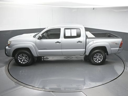 Used 2006 Toyota Tacoma PreRunner RWD image 42