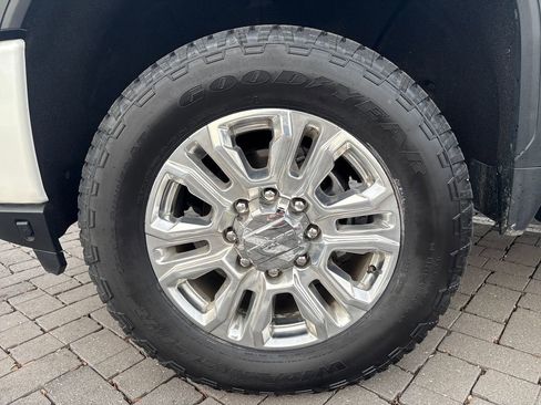 Certified 2021 GMC Sierra 2500 Denali w/ Denali Ultimate Package image 24