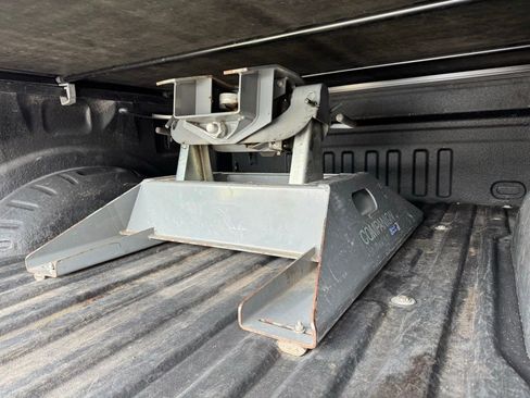 Used 2018 Ford F350 XLT w/ XLT Premium Package AWD/4WD image 40